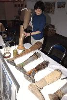 (2)Japan marks May Day festivities